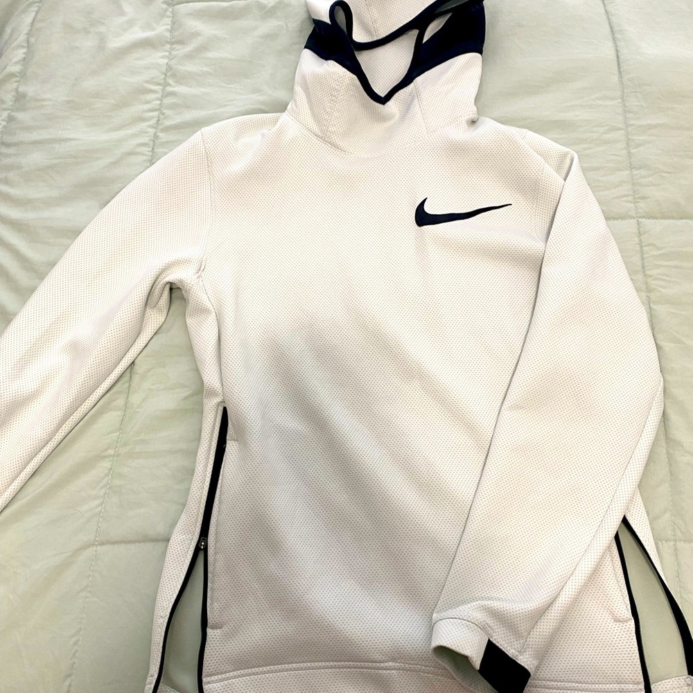 NIKE JACKET / HOODIE